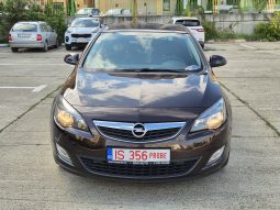 Opel Astra 1.7 CDTI Design Edition full