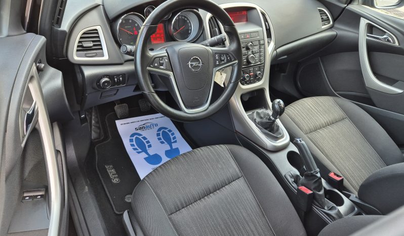 Opel Astra 1.7 CDTI Design Edition
