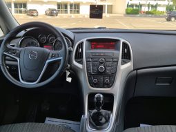 Opel Astra 1.7 CDTI Design Edition full
