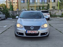 Volkswagen Golf V 2.0 TDI full