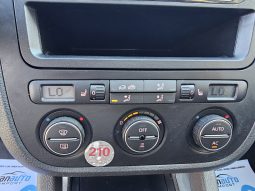 Volkswagen Golf V 2.0 TDI full