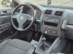 Volkswagen Golf V 2.0 TDI full