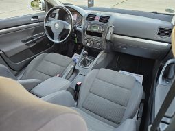 Volkswagen Golf V 2.0 TDI full