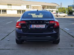 Volvo S60 2.0 D3 Momentum full