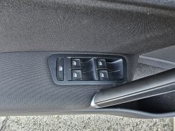 Volkswagen Golf VII 1.6 TDI full
