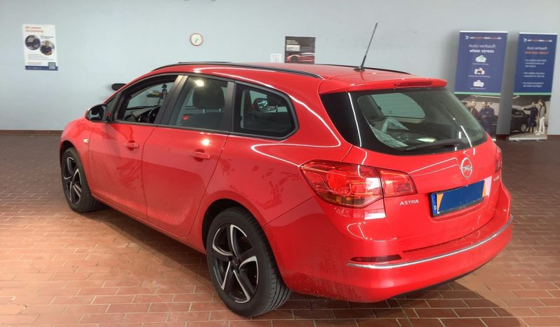 Opel Astra 1.6 CDTI DPF Style
