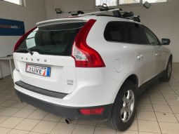 Volvo XC60 2.4 D4 Momentum AWD