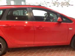 Opel Astra 1.6 CDTI DPF Style full