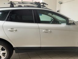 Volvo XC60 2.4 D4 Momentum AWD full