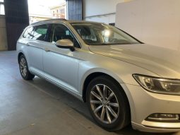 Volkswagen Passat 2.0 TDI Business Line BlueMotion Tech full