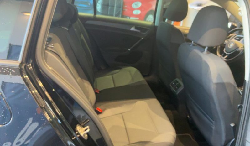 Volkswagen Golf VII 1.6 TDI Comfortline BlueMotion Tech