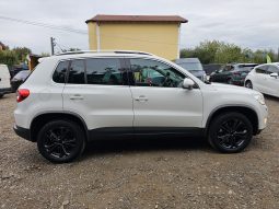 Volkswagen Tiguan 2.0 TDI Sport & Style 4Motion full