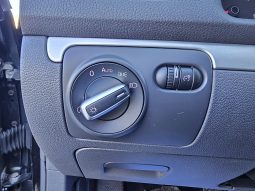 Volkswagen Jetta 1.9 TDI Sportline full