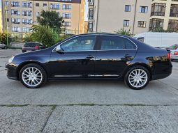 Volkswagen Jetta 1.9 TDI Sportline full