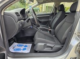 Volkswagen Golf VI 1.6 TDI full