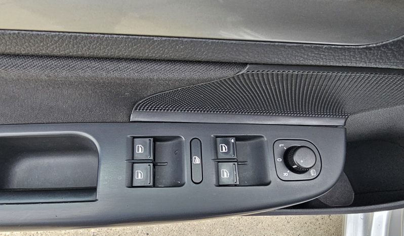 Volkswagen Golf VI 1.6 TDI