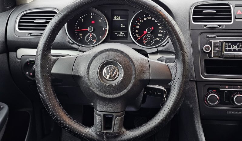 Volkswagen Golf VI 1.6 TDI