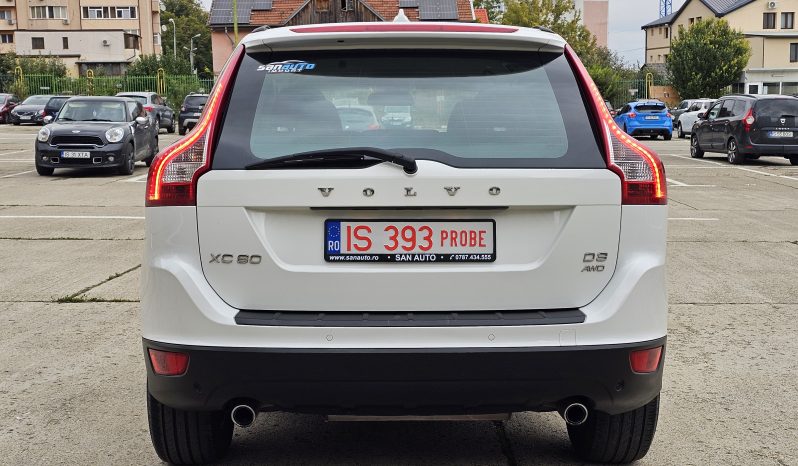 Volvo XC60 2.4 D4 Momentum AWD