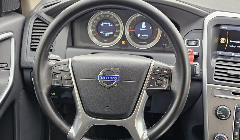 Volvo XC60 2.4 D4 Momentum AWD