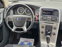 Volvo XC60 2.4 D4 Momentum AWD full