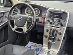 Volvo XC60 2.4 D4 Momentum AWD full