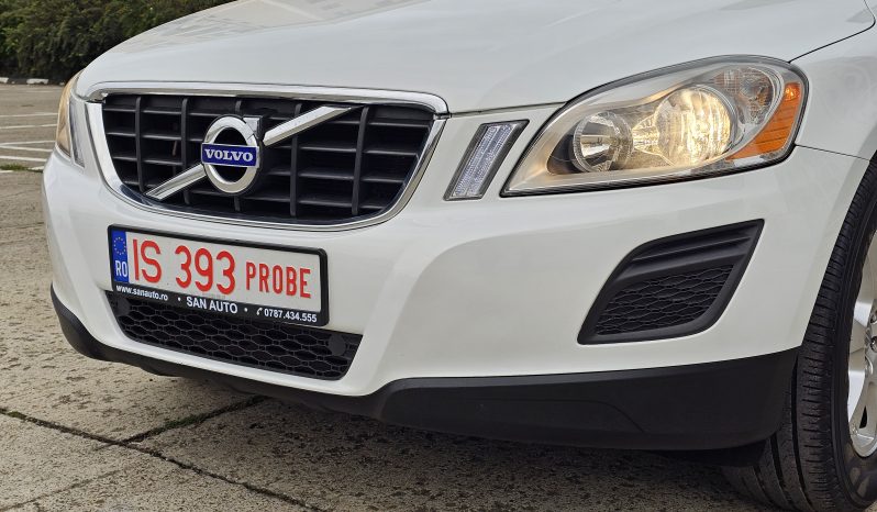 Volvo XC60 2.4 D4 Momentum AWD