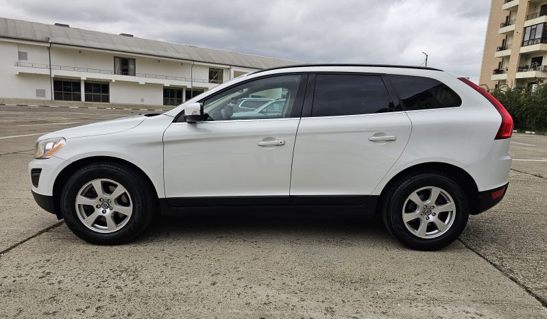Volvo XC60 2.4 D4 Momentum AWD