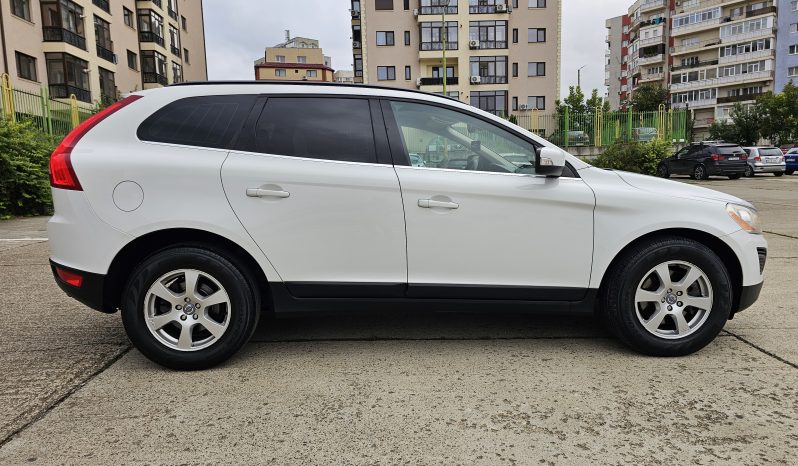 Volvo XC60 2.4 D4 Momentum AWD