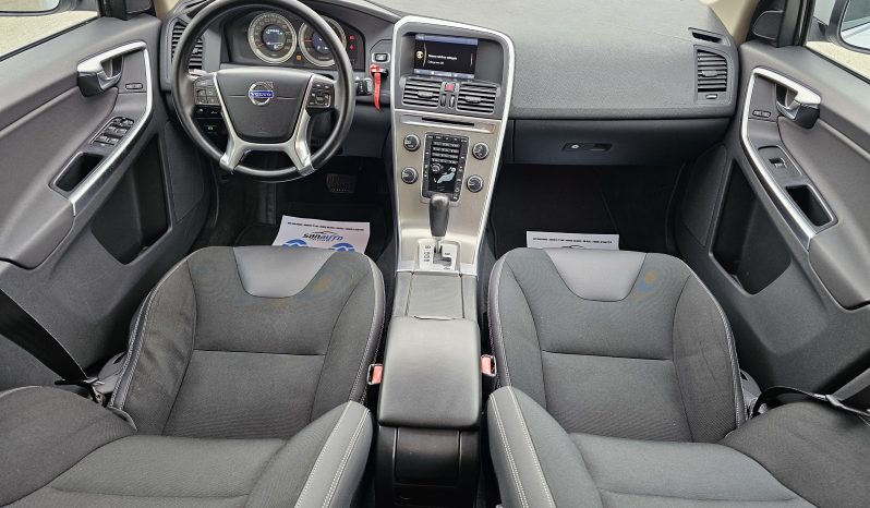 Volvo XC60 2.4 D4 Momentum AWD