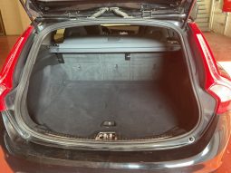 Volvo V60 2.0 D4 Summum full