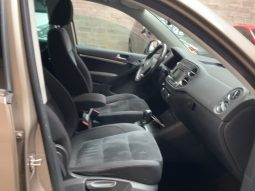 Volkswagen Tiguan 2.0 TDI Trackline 4Motion BlueMotion full