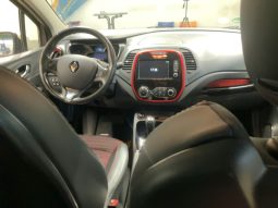 Renault Captur 1.5 dCi Helly Hansen full