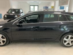 Volvo V60 2.0 D4 Momentum