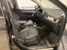 Mitsubishi Outlander 2.0 PHEV Instyle 4WD full