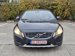Volvo S60 2.0 D3 Momentum full