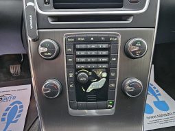 Volvo S60 2.0 D3 Momentum full