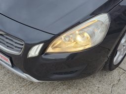Volvo S60 2.0 D3 Momentum full