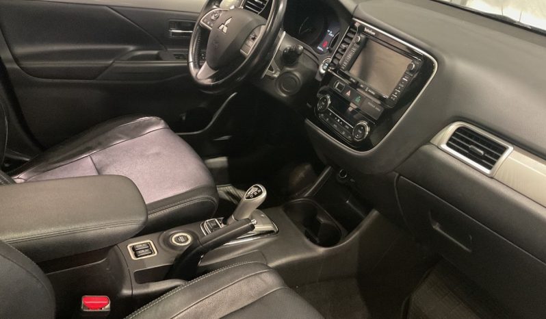 Mitsubishi Outlander 2.0 PHEV Instyle 4WD