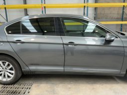 Volkswagen Passat 1.6 TDI Comfortline BlueMotion full