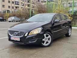 Volvo V60 2.0 D4 Momentum