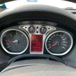 Ford Kuga 2.0 TDCi Titanium full