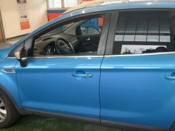 Ford Kuga 2.0 TDCi Titanium full
