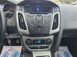 Ford Focus 1.6 TDCi Champions Edition full