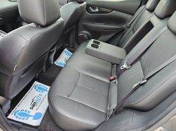 Nissan Qashqai 1.6 dCi Tekna full