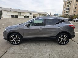 Nissan Qashqai 1.6 dCi Tekna full