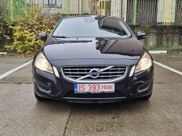 Volvo V60 2.0 D4 Momentum full