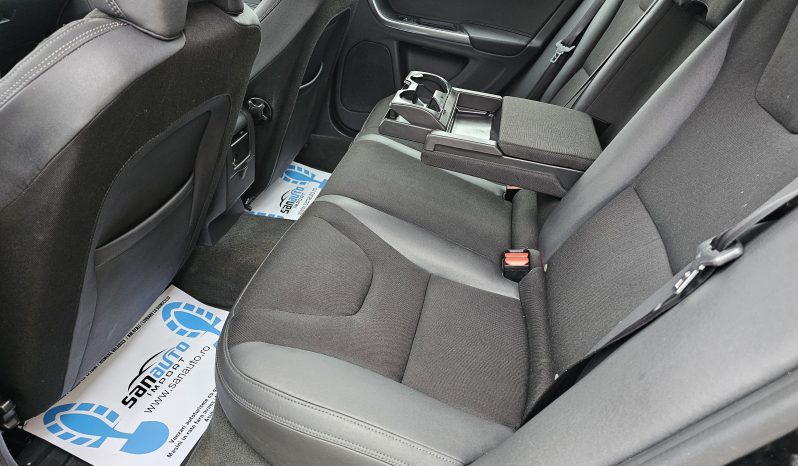 Volvo V60 2.0 D4 Momentum