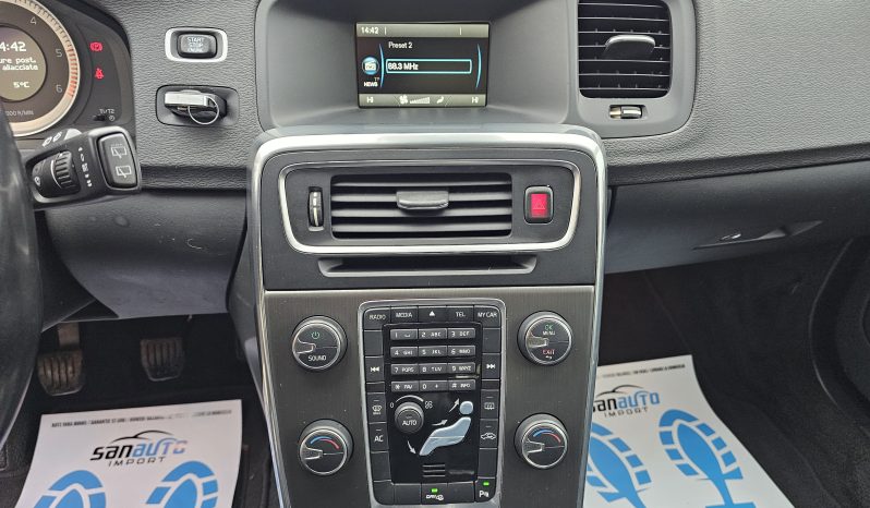 Volvo V60 2.0 D4 Momentum