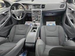 Volvo V60 2.0 D4 Momentum full