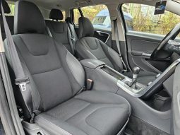 Volvo V60 2.0 D4 Momentum full